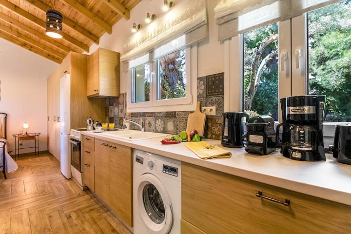Poly'S Villa Lefkada Apolpaina Екстериор снимка