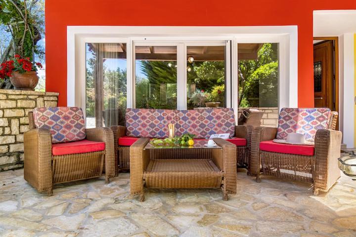 Poly'S Villa Lefkada Apolpaina Екстериор снимка