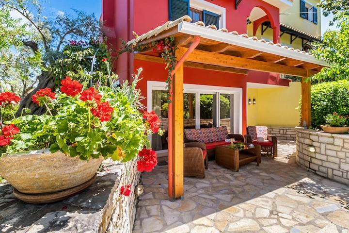 Poly'S Villa Lefkada Apolpaina Екстериор снимка