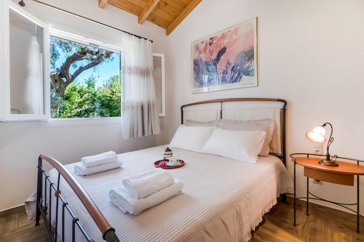 Poly'S Villa Lefkada Apolpaina Екстериор снимка