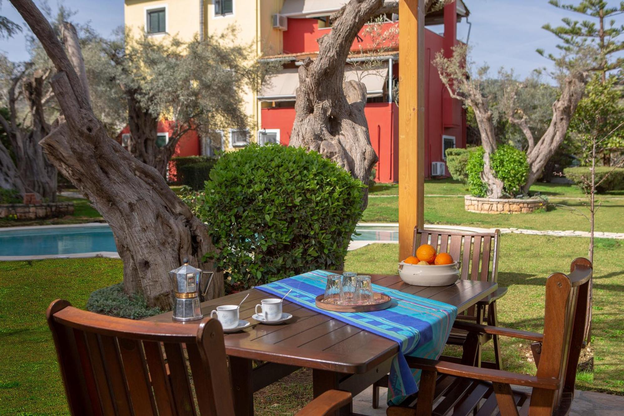 Poly'S Villa Lefkada Apolpaina Екстериор снимка
