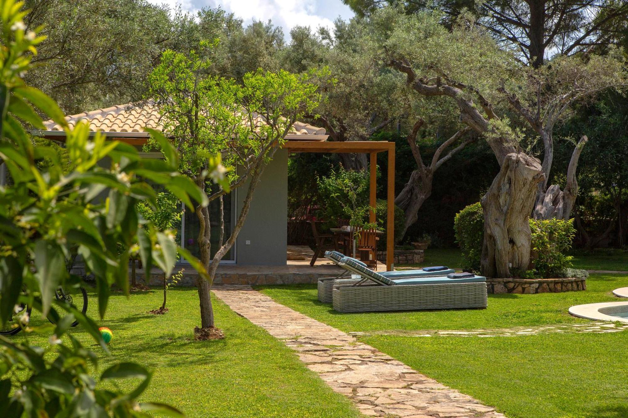 Poly'S Villa Lefkada Apolpaina Екстериор снимка