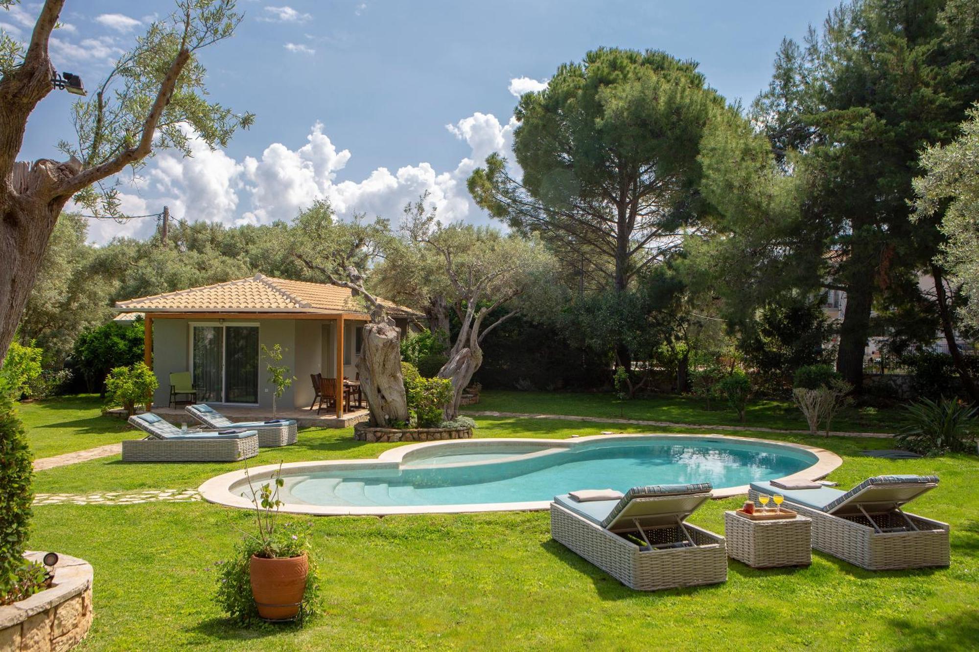 Poly'S Villa Lefkada Apolpaina Екстериор снимка
